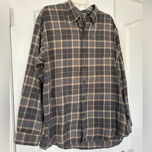 Arrow men’s flannel button down